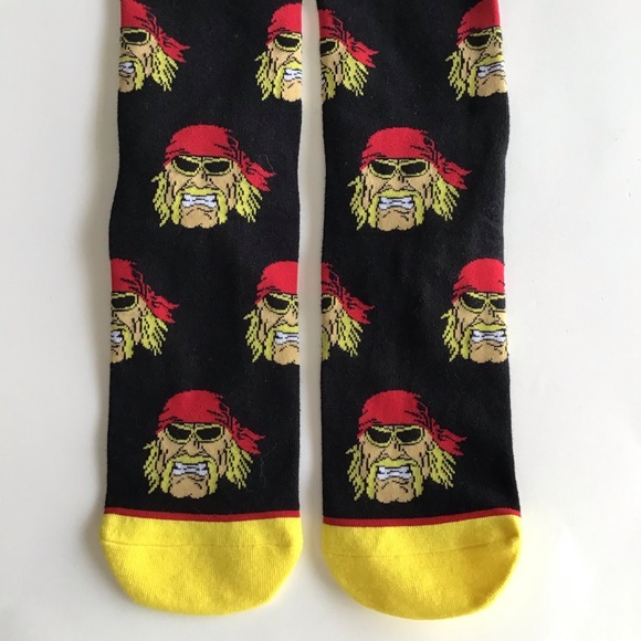 2 LEFT! ODD SOX Hulk Hogan Hulkster Crew Socks Men SZ 6-13 Black Stretch Knit - Picture 4 of 8